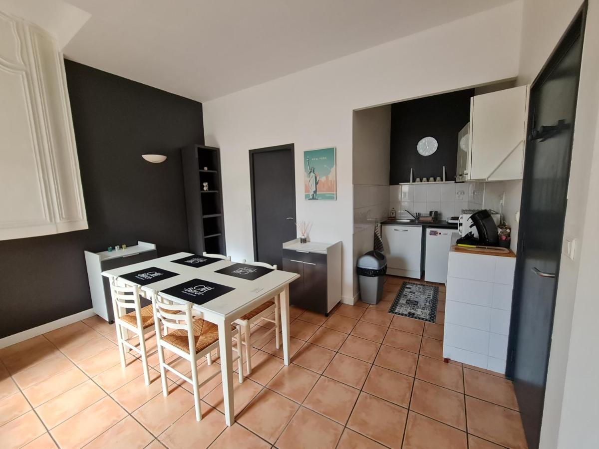Le Prieure - Studios Jusqu'A 4 Personnes Villeneuve-lès-Béziers Buitenkant foto