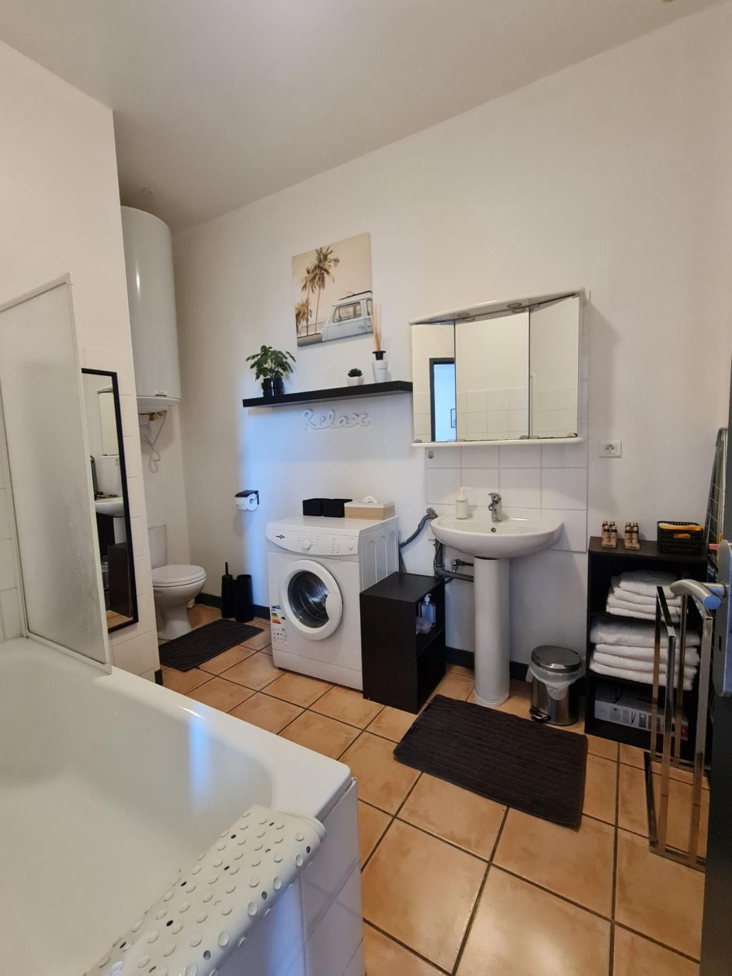 Le Prieure - Studios Jusqu'A 4 Personnes Villeneuve-lès-Béziers Buitenkant foto